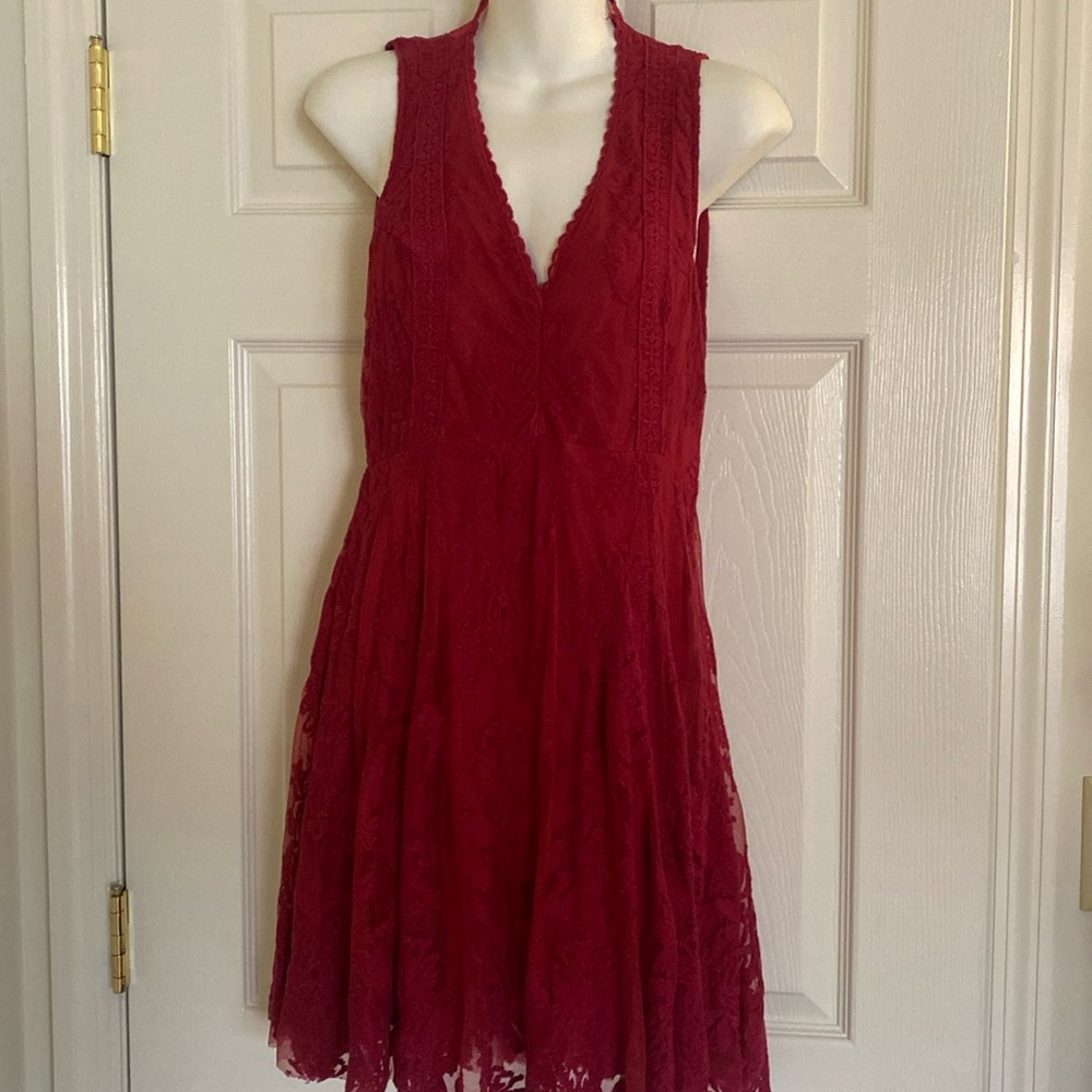FREE POPLE SLEEVELESS LACE DRESS